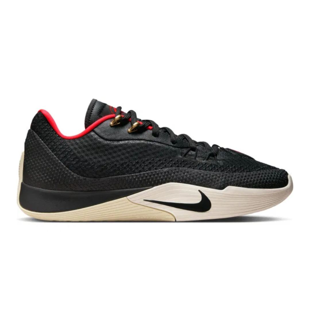 NIKE S.T. FLARE